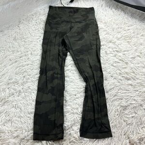 Lululemon Align Crop *21" Incognito Camo Multi Gator Green